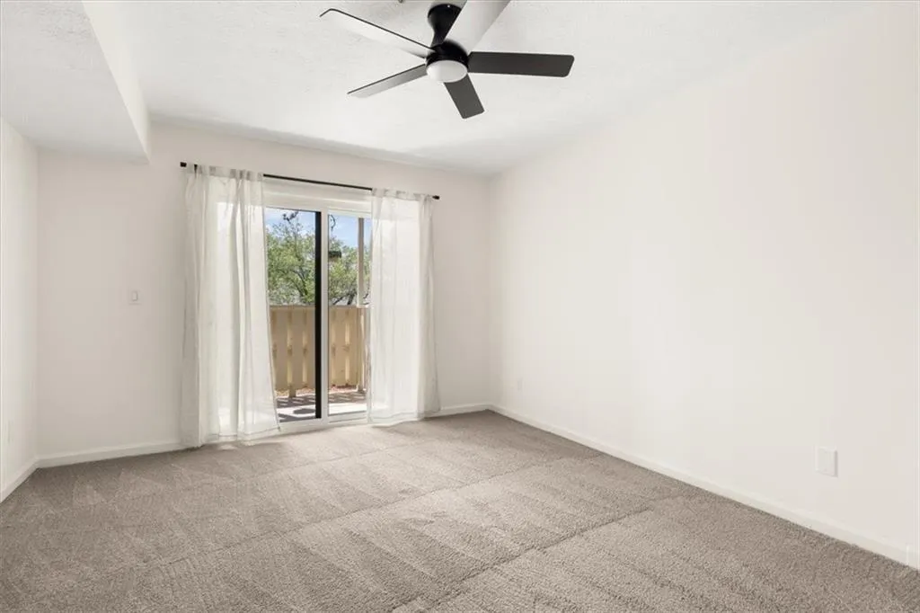 4690 Vinings Central Run Se Unit 92, Atlanta, Georgia 30339, 2 Bedrooms Bedrooms, 0 ,2 BathroomsBathrooms,Residential,For Sale,4690 Vinings Central Run Se Unit 92,7740119