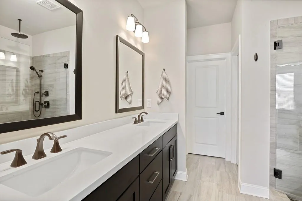 247 Franklin Road, Atlanta, Georgia 30342, 3 Bedrooms Bedrooms, ,3 BathroomsBathrooms,Residential,Sold,247 Franklin Road,6782199