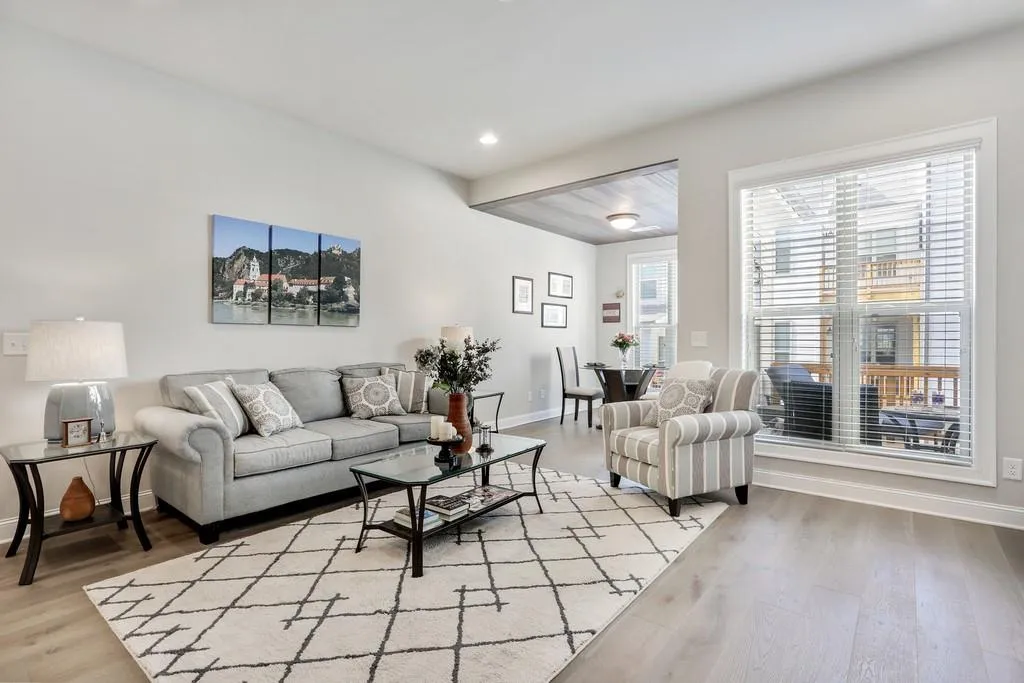 247 Franklin Road, Atlanta, Georgia 30342, 3 Bedrooms Bedrooms, ,3 BathroomsBathrooms,Residential,Sold,247 Franklin Road,6782199