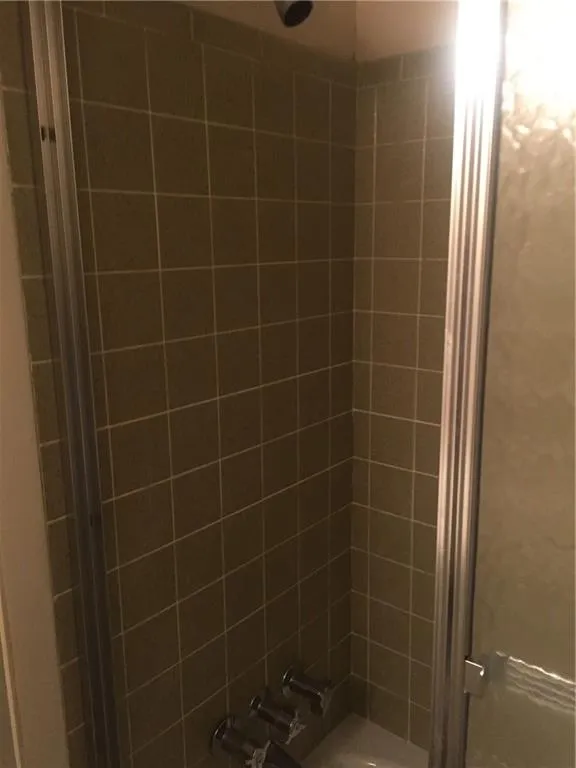 Georgia 30328, ,3 BathroomsBathrooms,Residential,Sold,5796793