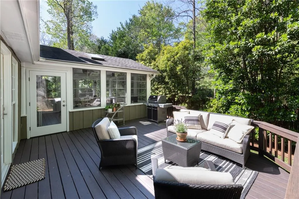 Large Deck