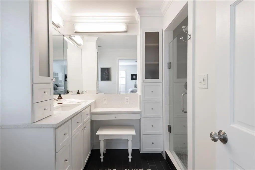 En suite bathroom