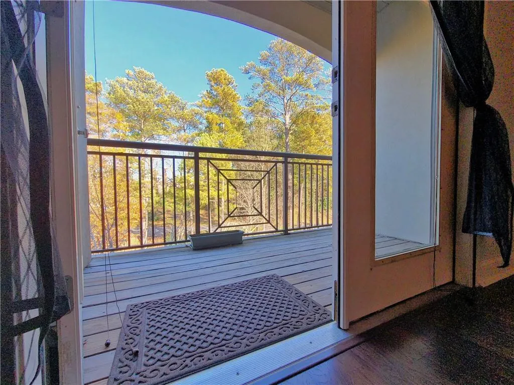 5559 Glenridge Drive Unit 1407, Sandy Springs, Georgia 30342, 1 Bedroom Bedrooms, ,1 BathroomBathrooms,Residential,Sold,5559 Glenridge Drive Unit 1407,7128026
