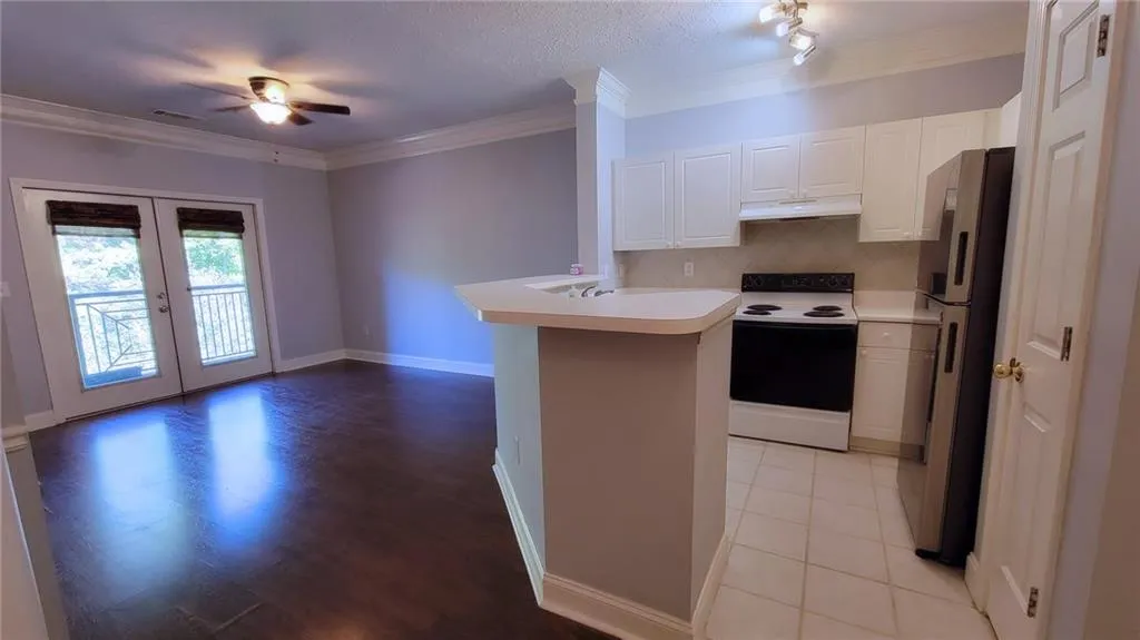 5559 Glenridge Drive Unit 1407, Sandy Springs, Georgia 30342, 1 Bedroom Bedrooms, ,1 BathroomBathrooms,Residential,Sold,5559 Glenridge Drive Unit 1407,7128026