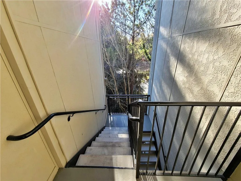 5559 Glenridge Drive Unit 1407, Sandy Springs, Georgia 30342, 1 Bedroom Bedrooms, ,1 BathroomBathrooms,Residential,Sold,5559 Glenridge Drive Unit 1407,7128026