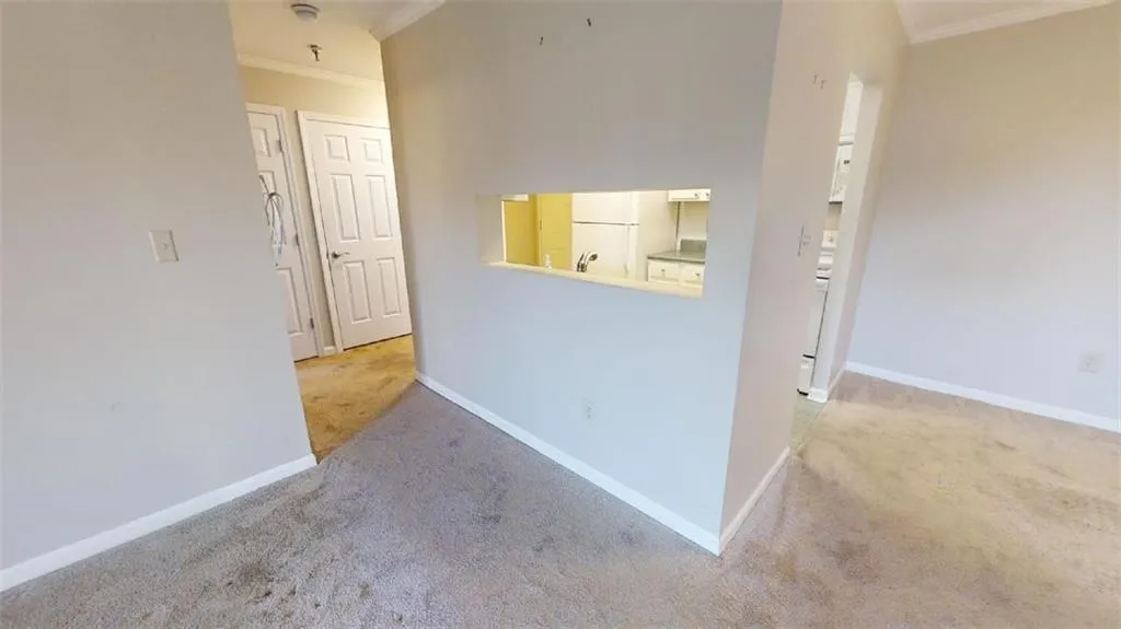 300 Johnson Ferry Road Ne Unit B302, Sandy Springs, Georgia 30328, 1 Bedroom Bedrooms, ,1 BathroomBathrooms,Residential,Sold,300 Johnson Ferry Road Ne Unit B302,7002808