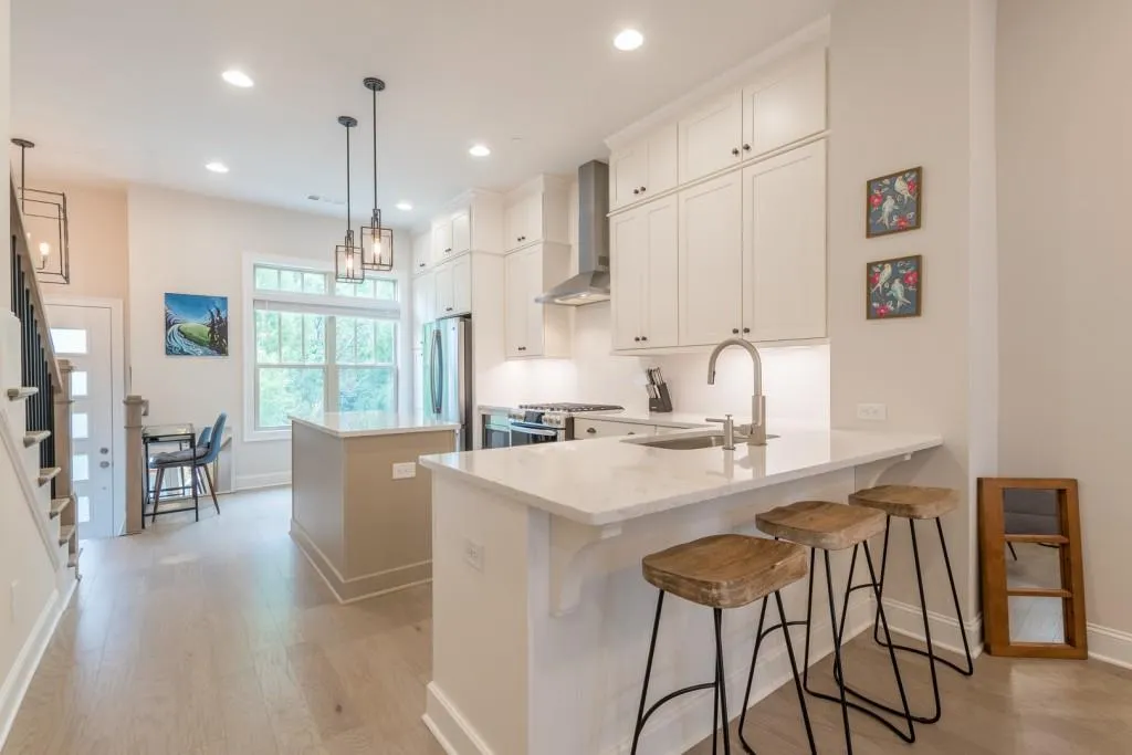 4349 Parkside Place, Sandy Springs, Georgia 30342, 2 Bedrooms Bedrooms, ,2 BathroomsBathrooms,Residential,Sold,4349 Parkside Place,6915781