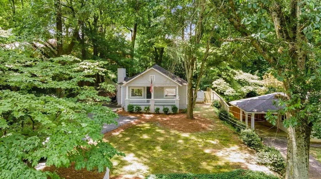 37 W Belle Isle Road, Atlanta, Georgia 30342, 3 Bedrooms Bedrooms, ,2 BathroomsBathrooms,Residential,Sold,37 W Belle Isle Road,7061989