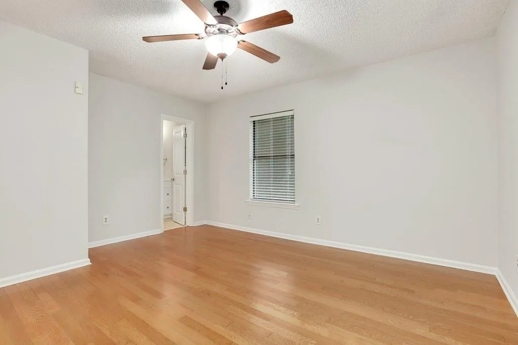 37 W Belle Isle Road, Atlanta, Georgia 30342, 3 Bedrooms Bedrooms, ,2 BathroomsBathrooms,Residential,Sold,37 W Belle Isle Road,7061989