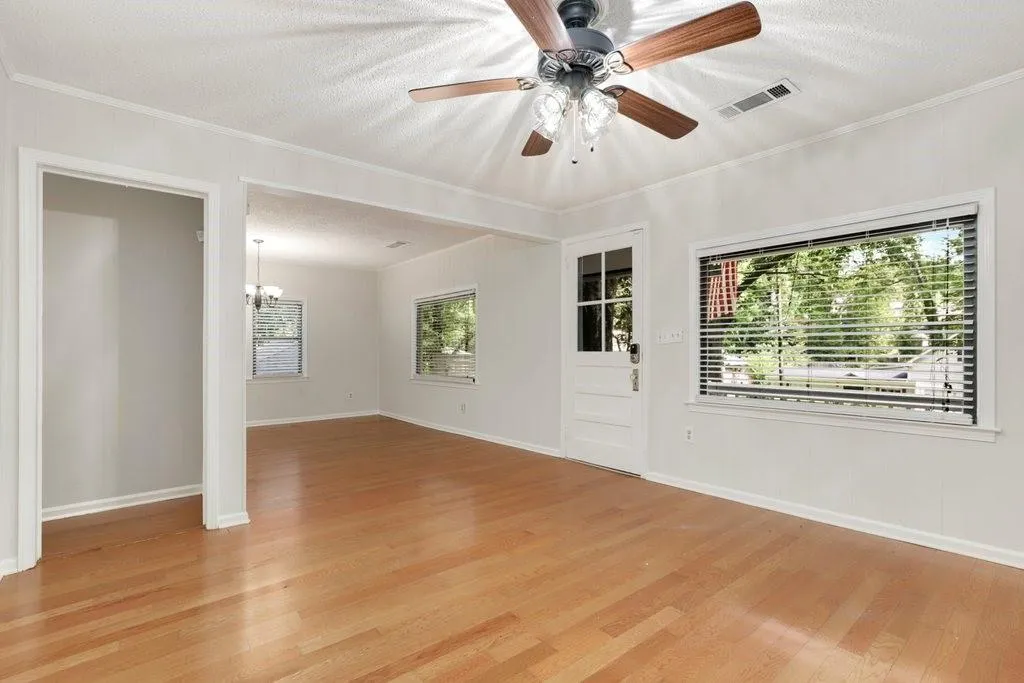 37 W Belle Isle Road, Atlanta, Georgia 30342, 3 Bedrooms Bedrooms, ,2 BathroomsBathrooms,Residential,Sold,37 W Belle Isle Road,7061989