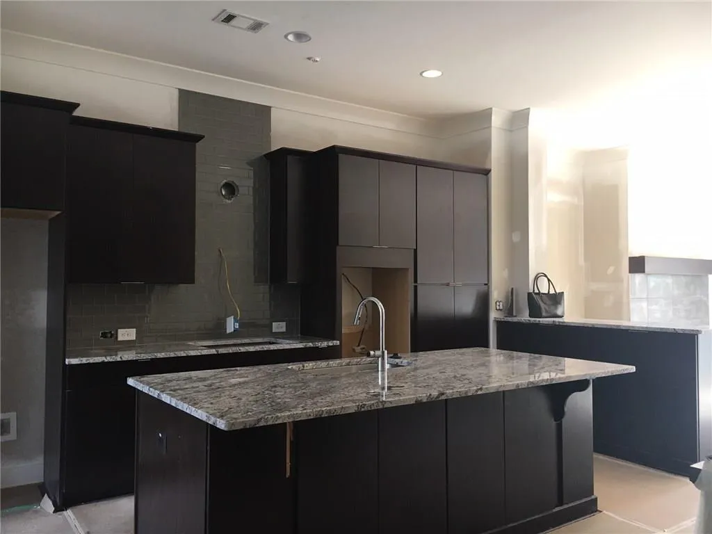 65 Weston Drive Unit 17, Sandy Springs, Georgia 30328, 3 Bedrooms Bedrooms, ,3 BathroomsBathrooms,Residential,Sold,65 Weston Drive Unit 17,5730908