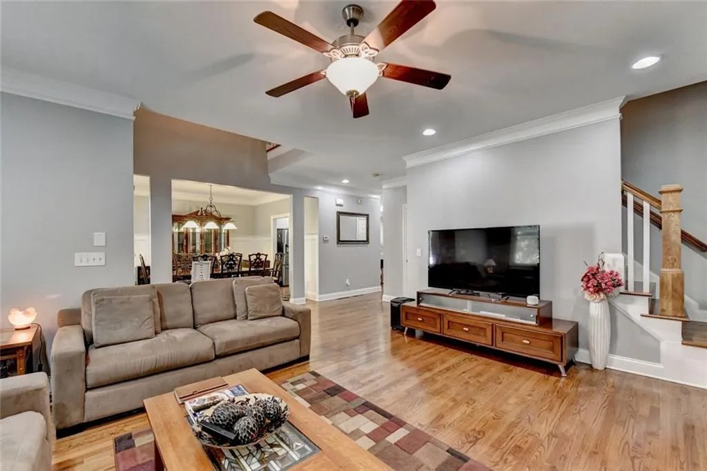 1613 Dupont Commons Drive Nw, Atlanta, Georgia 30318, 4 Bedrooms Bedrooms, ,3 BathroomsBathrooms,Residential,For Sale,1613 Dupont Commons Drive Nw,7663633