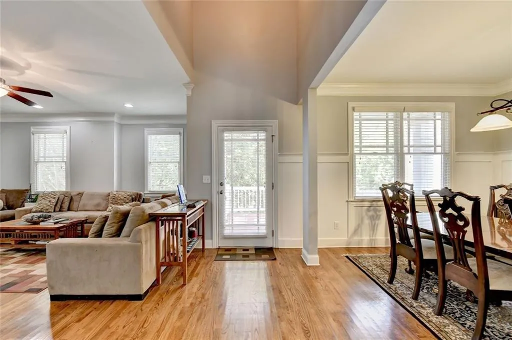 1613 Dupont Commons Drive Nw, Atlanta, Georgia 30318, 4 Bedrooms Bedrooms, ,3 BathroomsBathrooms,Residential,For Sale,1613 Dupont Commons Drive Nw,7663633
