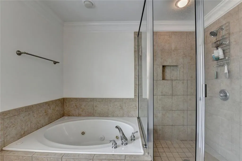 1613 Dupont Commons Drive Nw, Atlanta, Georgia 30318, 4 Bedrooms Bedrooms, ,3 BathroomsBathrooms,Residential,For Sale,1613 Dupont Commons Drive Nw,7663633