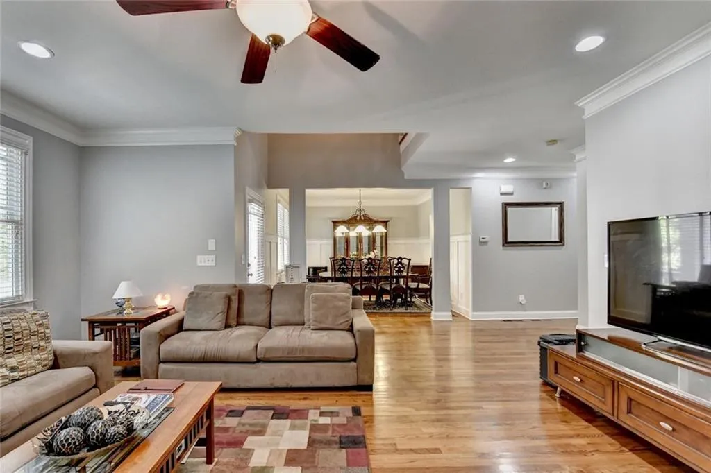 1613 Dupont Commons Drive Nw, Atlanta, Georgia 30318, 4 Bedrooms Bedrooms, ,3 BathroomsBathrooms,Residential,For Sale,1613 Dupont Commons Drive Nw,7663633