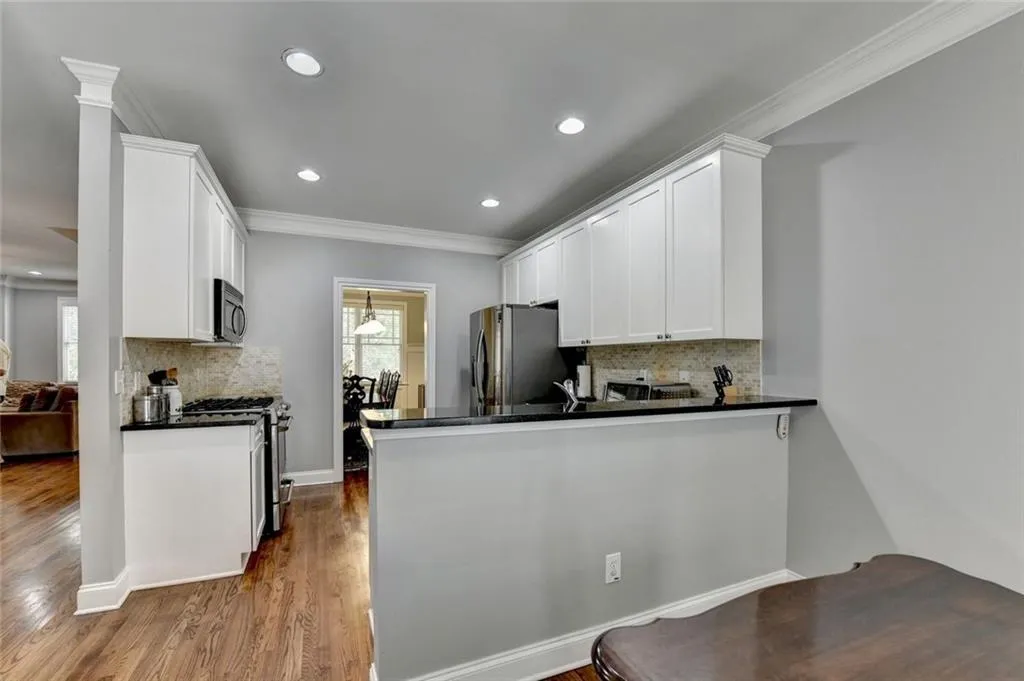 1613 Dupont Commons Drive Nw, Atlanta, Georgia 30318, 4 Bedrooms Bedrooms, ,3 BathroomsBathrooms,Residential,For Sale,1613 Dupont Commons Drive Nw,7663633