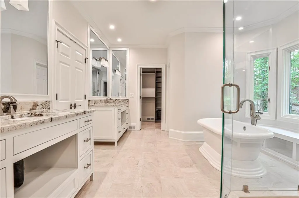 110 Lameloise Lane, Sandy Springs, Georgia 30327, 6 Bedrooms Bedrooms, ,6 BathroomsBathrooms,Residential,Sold,110 Lameloise Lane,7207719