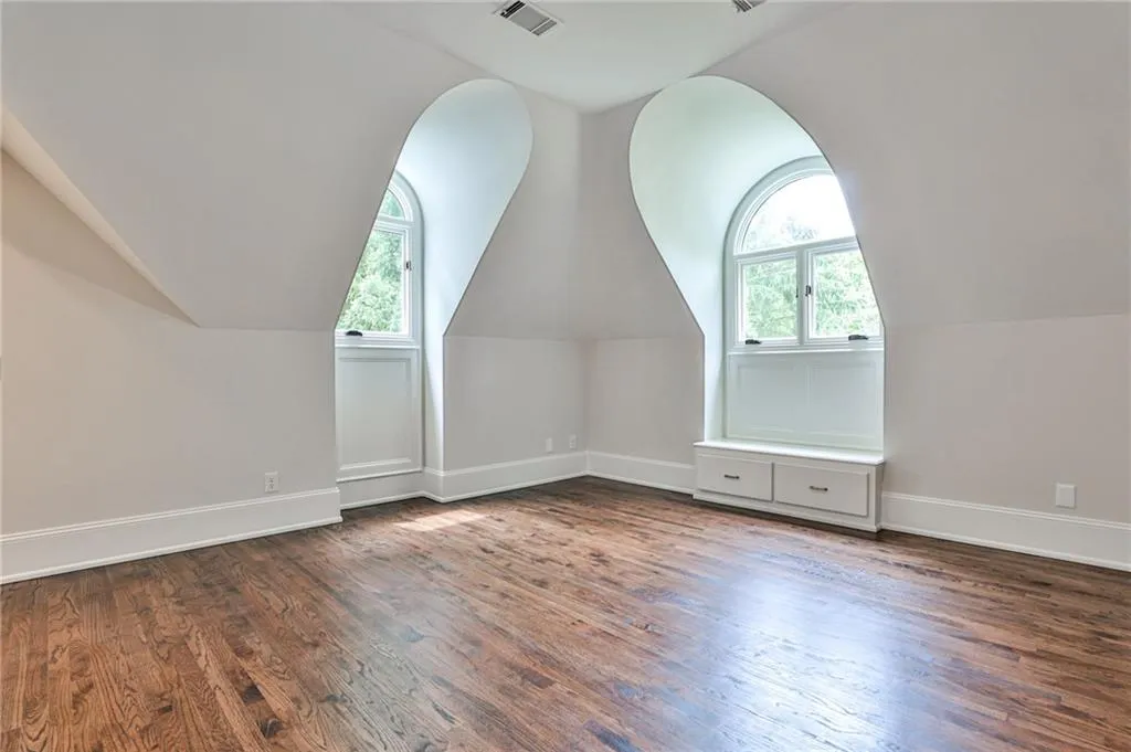 110 Lameloise Lane, Sandy Springs, Georgia 30327, 6 Bedrooms Bedrooms, ,6 BathroomsBathrooms,Residential,Sold,110 Lameloise Lane,7207719