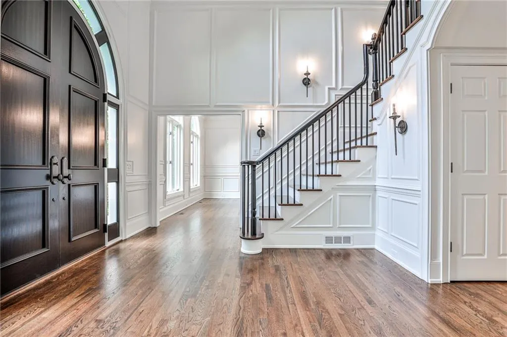 110 Lameloise Lane, Sandy Springs, Georgia 30327, 6 Bedrooms Bedrooms, ,6 BathroomsBathrooms,Residential,Sold,110 Lameloise Lane,7207719