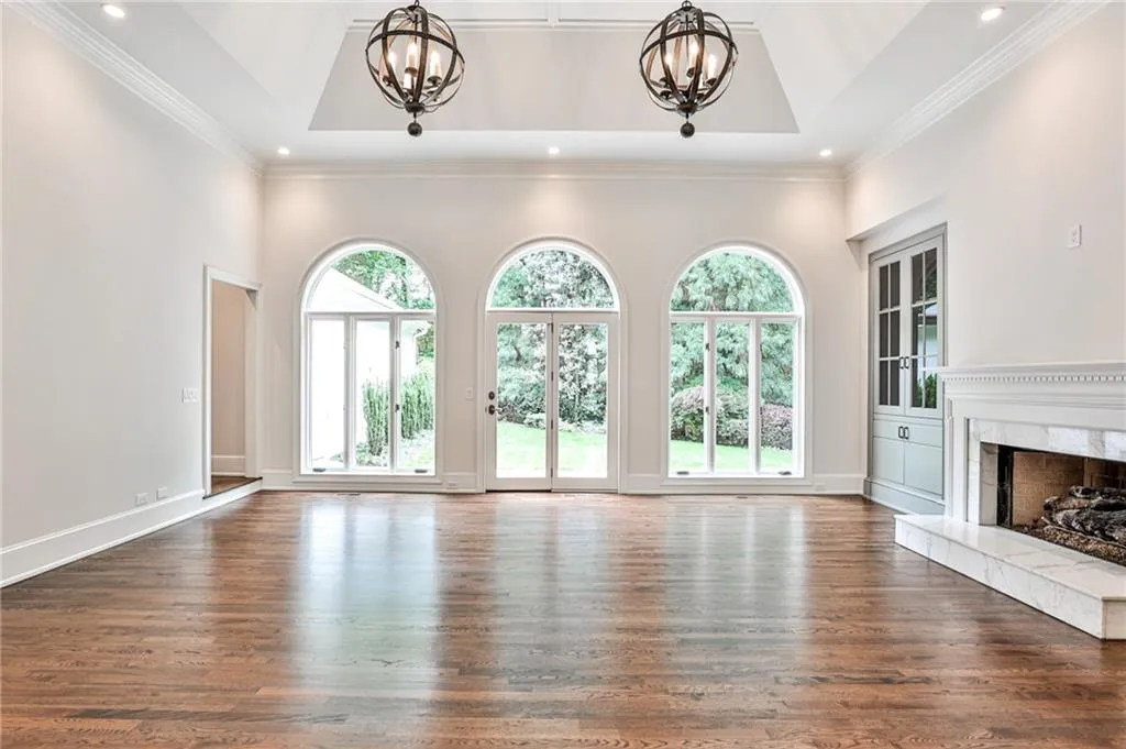 110 Lameloise Lane, Sandy Springs, Georgia 30327, 6 Bedrooms Bedrooms, ,6 BathroomsBathrooms,Residential,Sold,110 Lameloise Lane,7207719