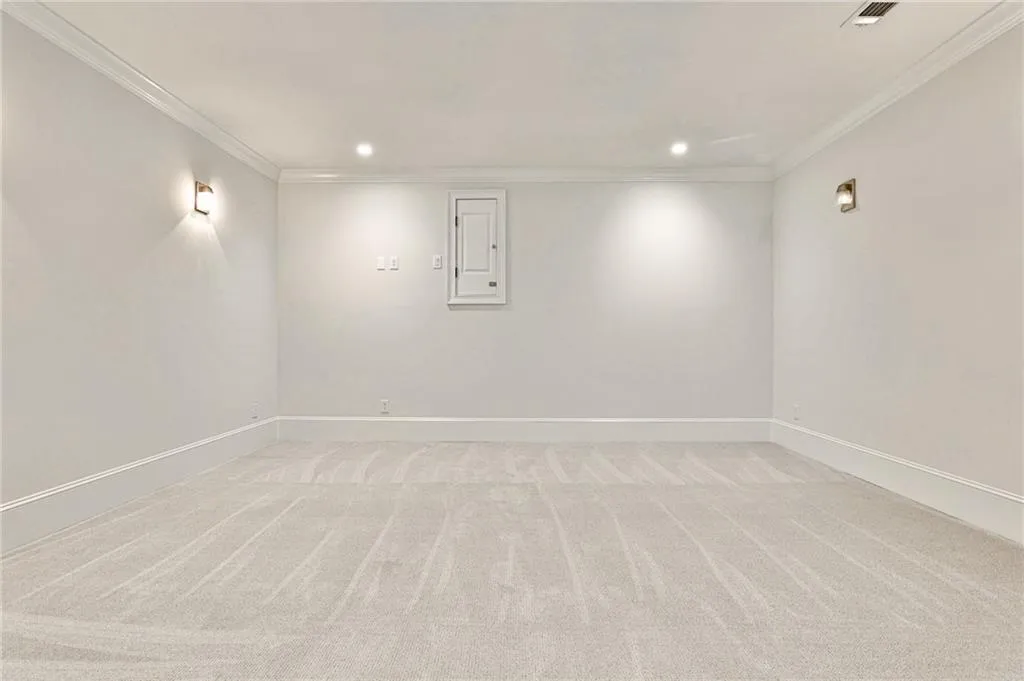 110 Lameloise Lane, Sandy Springs, Georgia 30327, 6 Bedrooms Bedrooms, ,6 BathroomsBathrooms,Residential,Sold,110 Lameloise Lane,7207719