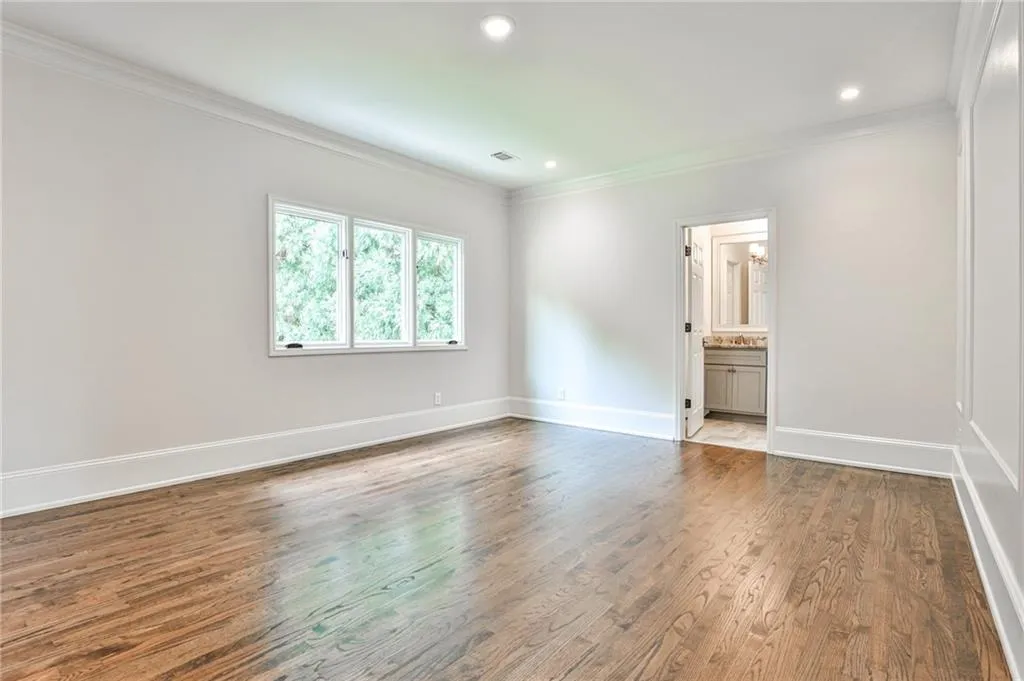 110 Lameloise Lane, Sandy Springs, Georgia 30327, 6 Bedrooms Bedrooms, ,6 BathroomsBathrooms,Residential,Sold,110 Lameloise Lane,7207719