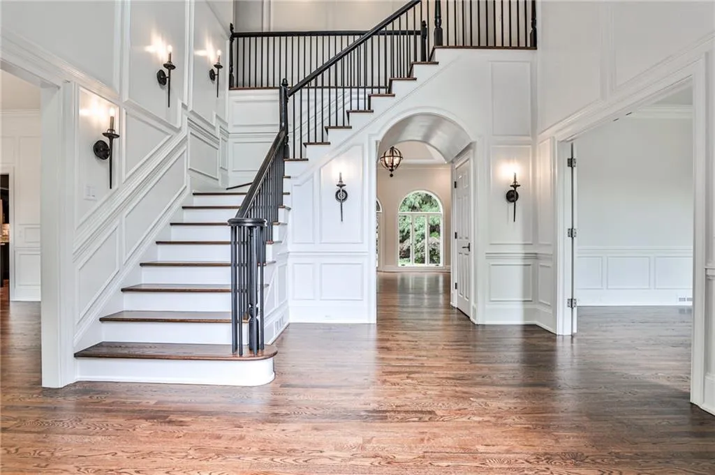 110 Lameloise Lane, Sandy Springs, Georgia 30327, 6 Bedrooms Bedrooms, ,6 BathroomsBathrooms,Residential,Sold,110 Lameloise Lane,7207719