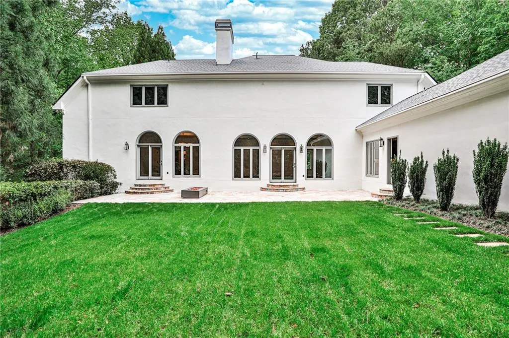 110 Lameloise Lane, Sandy Springs, Georgia 30327, 6 Bedrooms Bedrooms, ,6 BathroomsBathrooms,Residential,Sold,110 Lameloise Lane,7207719