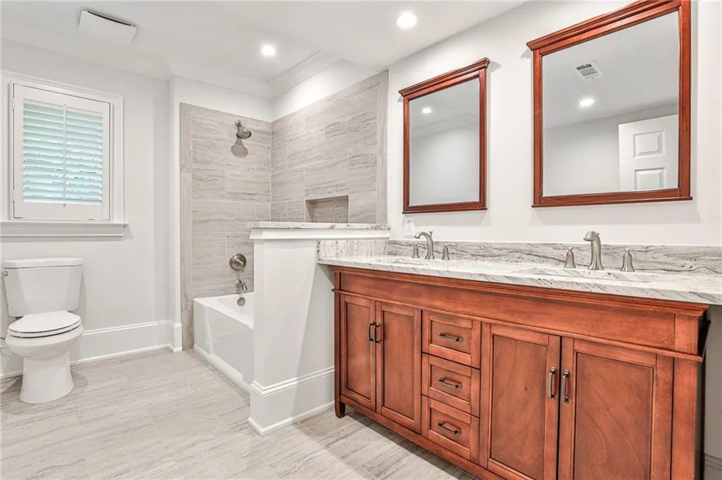 110 Lameloise Lane, Sandy Springs, Georgia 30327, 6 Bedrooms Bedrooms, ,6 BathroomsBathrooms,Residential,Sold,110 Lameloise Lane,7207719