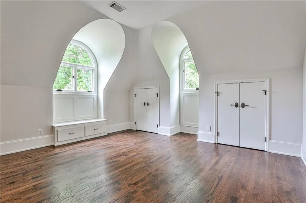 110 Lameloise Lane, Sandy Springs, Georgia 30327, 6 Bedrooms Bedrooms, ,6 BathroomsBathrooms,Residential,Sold,110 Lameloise Lane,7207719