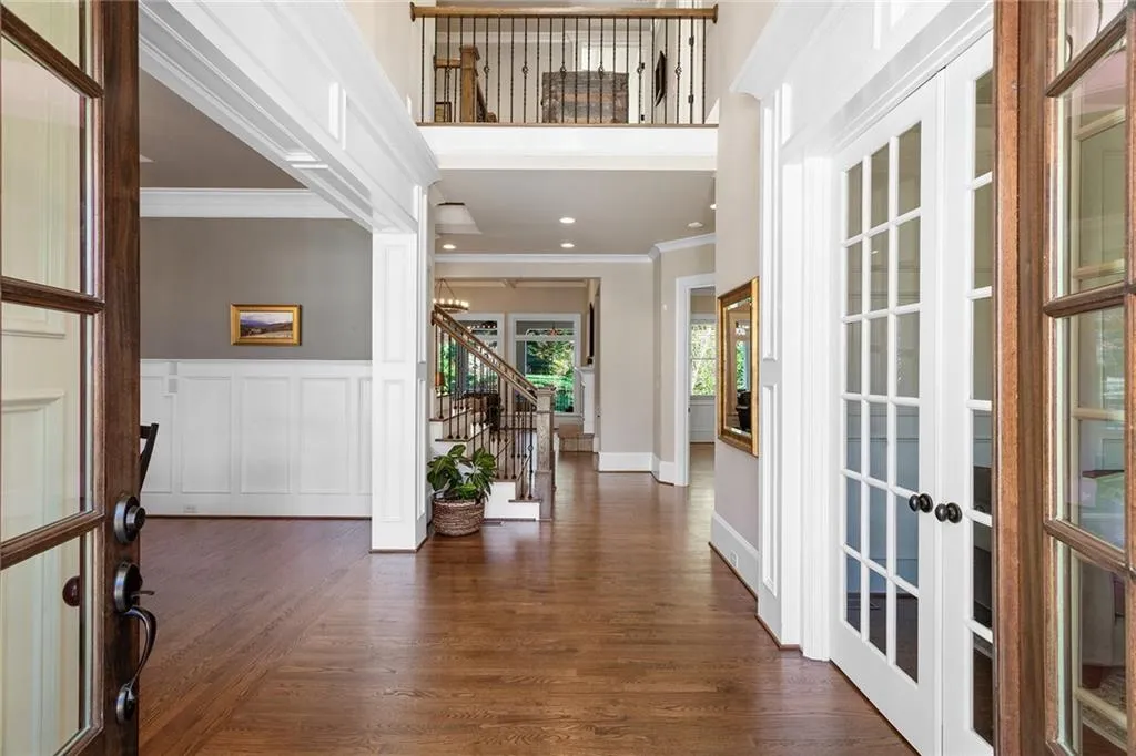 4771 Mystic Drive, Sandy Springs, Georgia 30342, 6 Bedrooms Bedrooms, ,6 BathroomsBathrooms,Residential,Sold,4771 Mystic Drive,7005575