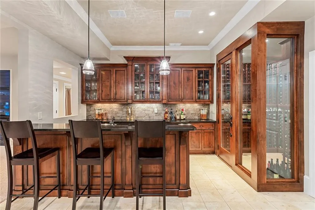 4771 Mystic Drive, Sandy Springs, Georgia 30342, 6 Bedrooms Bedrooms, ,6 BathroomsBathrooms,Residential,Sold,4771 Mystic Drive,7005575