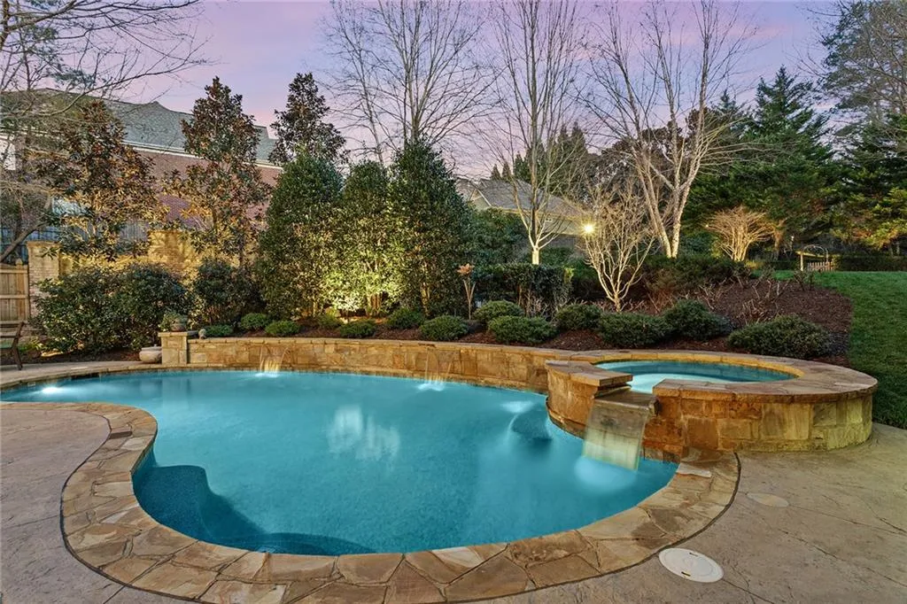 4771 Mystic Drive, Sandy Springs, Georgia 30342, 6 Bedrooms Bedrooms, ,6 BathroomsBathrooms,Residential,Sold,4771 Mystic Drive,7005575