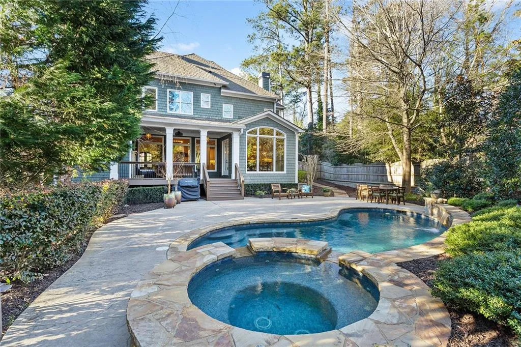 4771 Mystic Drive, Sandy Springs, Georgia 30342, 6 Bedrooms Bedrooms, ,6 BathroomsBathrooms,Residential,Sold,4771 Mystic Drive,7005575