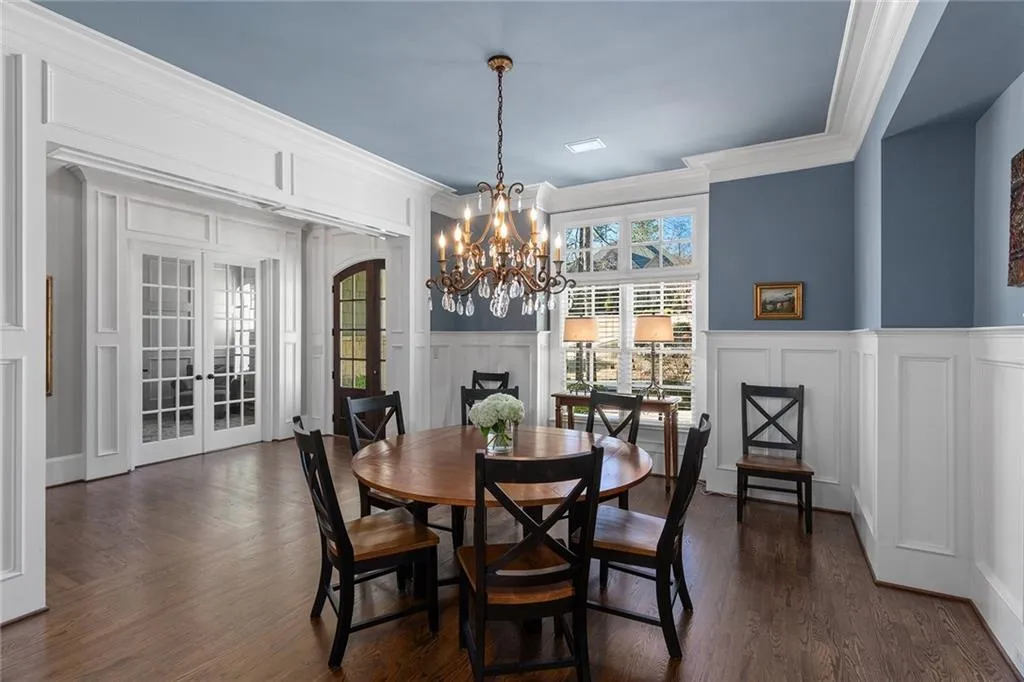 4771 Mystic Drive, Sandy Springs, Georgia 30342, 6 Bedrooms Bedrooms, ,6 BathroomsBathrooms,Residential,Sold,4771 Mystic Drive,7005575