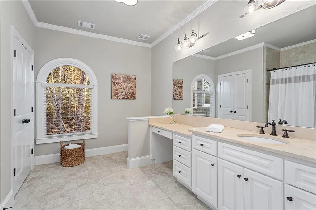 4771 Mystic Drive, Sandy Springs, Georgia 30342, 6 Bedrooms Bedrooms, ,6 BathroomsBathrooms,Residential,Sold,4771 Mystic Drive,7005575