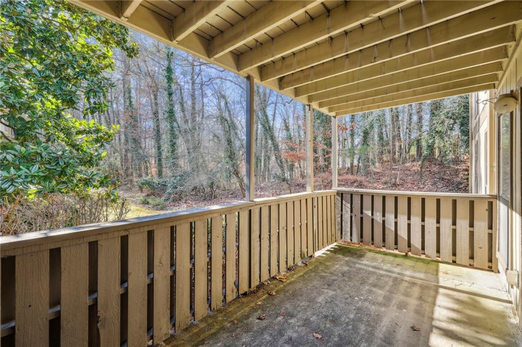 1004 Woodcliff Drive, Sandy Springs, Georgia 30350, 2 Bedrooms Bedrooms, ,2 BathroomsBathrooms,Residential,Sold,1004 Woodcliff Drive,7319125