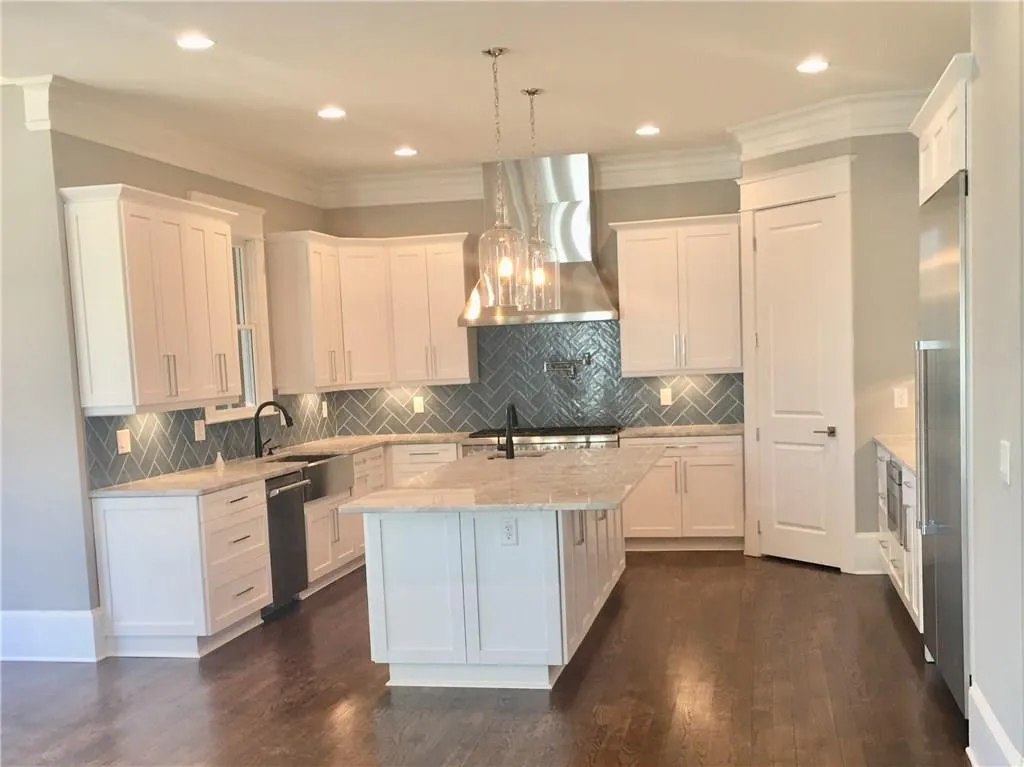 1421 Epping Forest Drive Ne, Brookhaven, Georgia 30319, 5 Bedrooms Bedrooms, ,4 BathroomsBathrooms,Residential,Sold,1421 Epping Forest Drive Ne,5962834