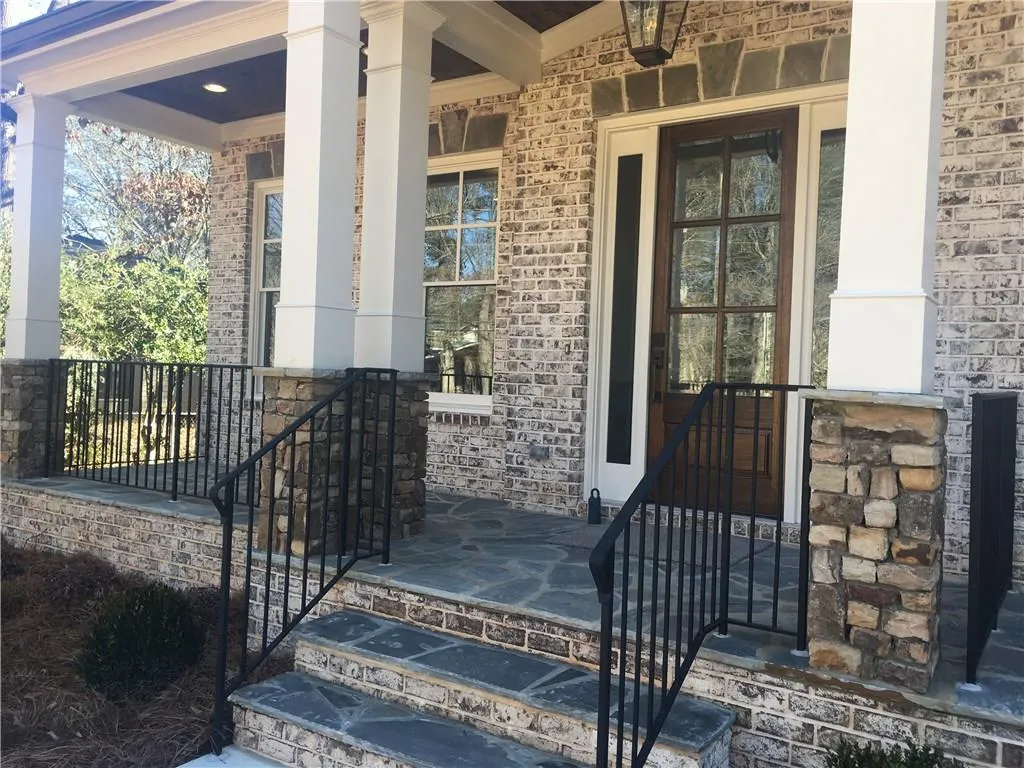 1421 Epping Forest Drive Ne, Brookhaven, Georgia 30319, 5 Bedrooms Bedrooms, ,4 BathroomsBathrooms,Residential,Sold,1421 Epping Forest Drive Ne,5962834