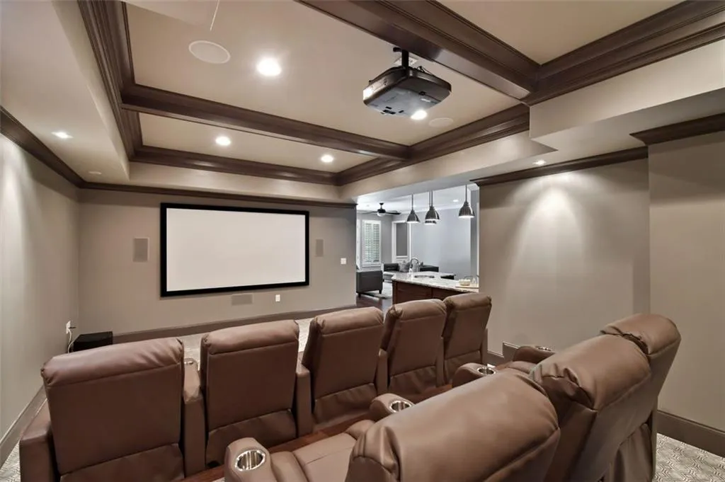 5330 Old Burdette Lane, Atlanta, Georgia 30327, 6 Bedrooms Bedrooms, ,6 BathroomsBathrooms,Residential,Sold,5330 Old Burdette Lane,7017680