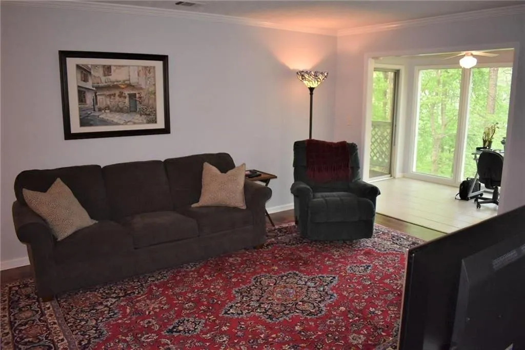 806 Vicksburg Place Unit 806, Atlanta, Georgia 30350, 3 Bedrooms Bedrooms, ,2 BathroomsBathrooms,Residential,Sold,806 Vicksburg Place Unit 806,6536386