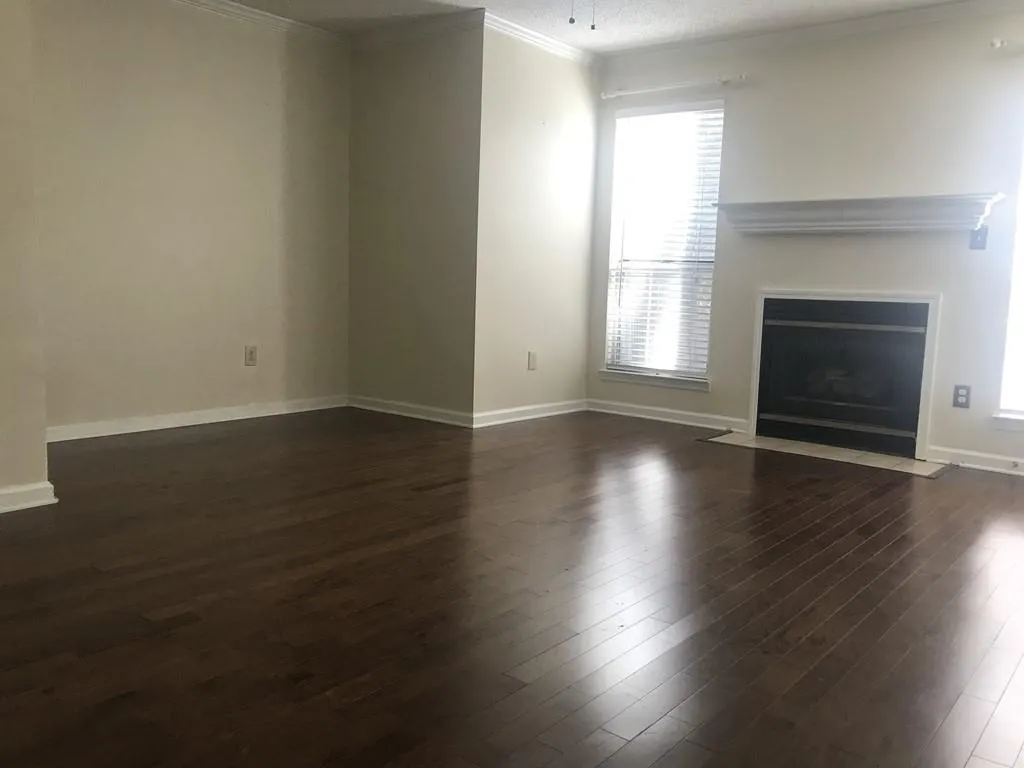 408 Granville Court, Sandy Springs, Georgia 30328, 1 Bedroom Bedrooms, ,1 BathroomBathrooms,Residential,Sold,408 Granville Court,6530484