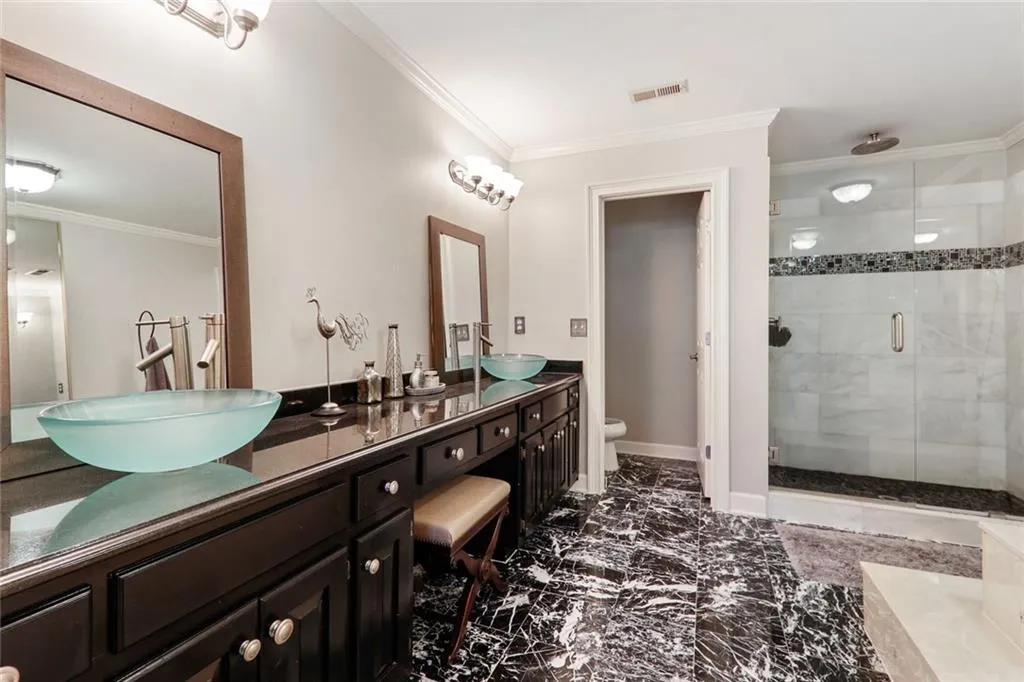 7155 Roswell Road Unit 15, Atlanta, Georgia 30328, 4 Bedrooms Bedrooms, ,3 BathroomsBathrooms,Residential,Sold,7155 Roswell Road Unit 15,6687169