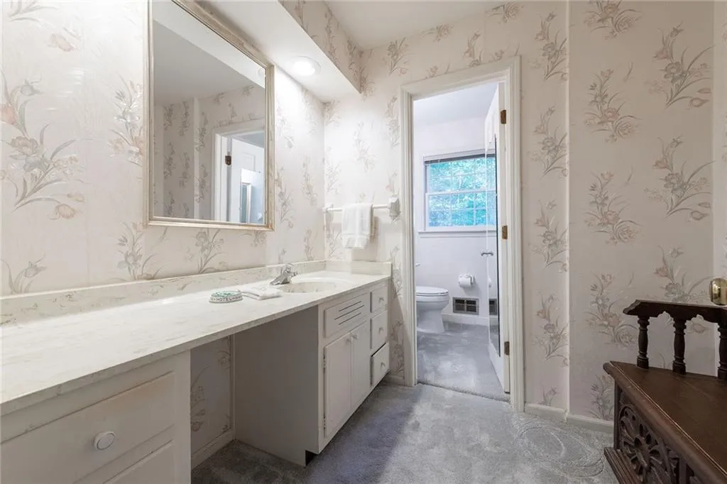 965 Heards Ferry Road, Sandy Springs, Georgia 30328, 4 Bedrooms Bedrooms, ,3 BathroomsBathrooms,Residential,Sold,965 Heards Ferry Road,7471949 965 Heards Ferry Road, Sandy Springs, Georgia 30328, 4 Bedrooms Bedrooms, ,3 BathroomsBathrooms,Residential,Sold,965 Heards Ferry Road,7471949