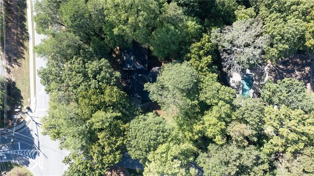 965 Heards Ferry Road, Sandy Springs, Georgia 30328, 4 Bedrooms Bedrooms, ,3 BathroomsBathrooms,Residential,Sold,965 Heards Ferry Road,7471949 965 Heards Ferry Road, Sandy Springs, Georgia 30328, 4 Bedrooms Bedrooms, ,3 BathroomsBathrooms,Residential,Sold,965 Heards Ferry Road,7471949