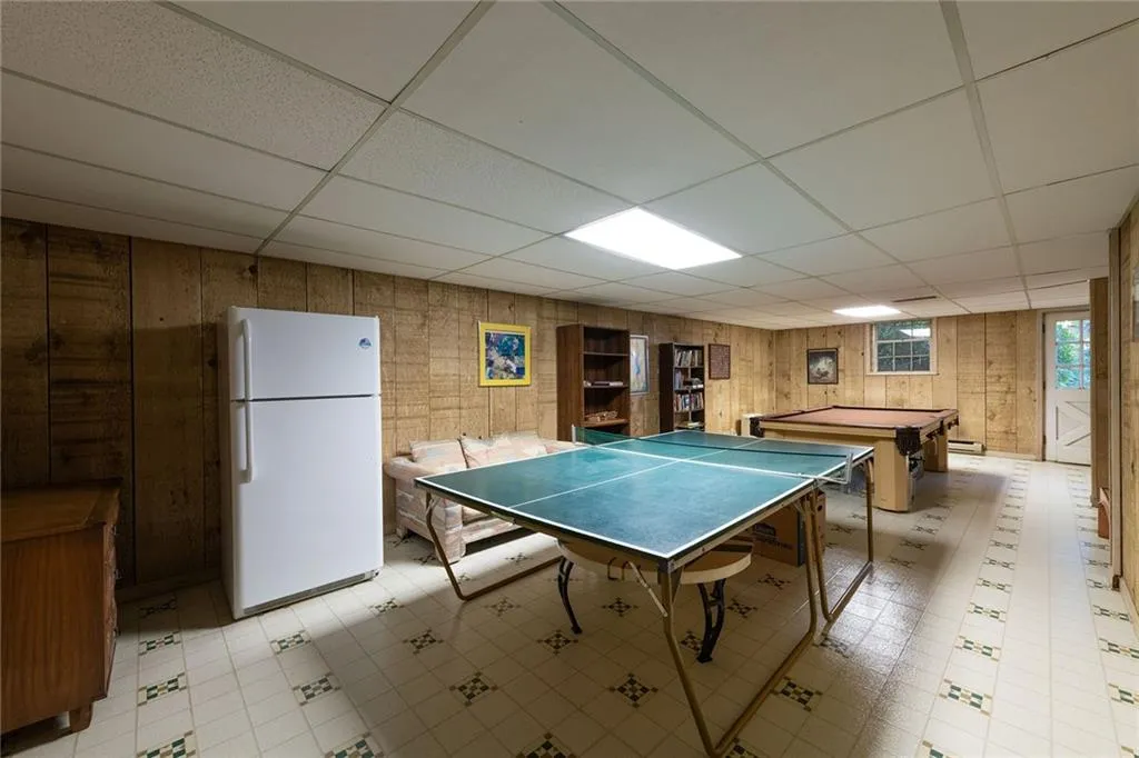 965 Heards Ferry Road, Sandy Springs, Georgia 30328, 4 Bedrooms Bedrooms, ,3 BathroomsBathrooms,Residential,Sold,965 Heards Ferry Road,7471949 965 Heards Ferry Road, Sandy Springs, Georgia 30328, 4 Bedrooms Bedrooms, ,3 BathroomsBathrooms,Residential,Sold,965 Heards Ferry Road,7471949