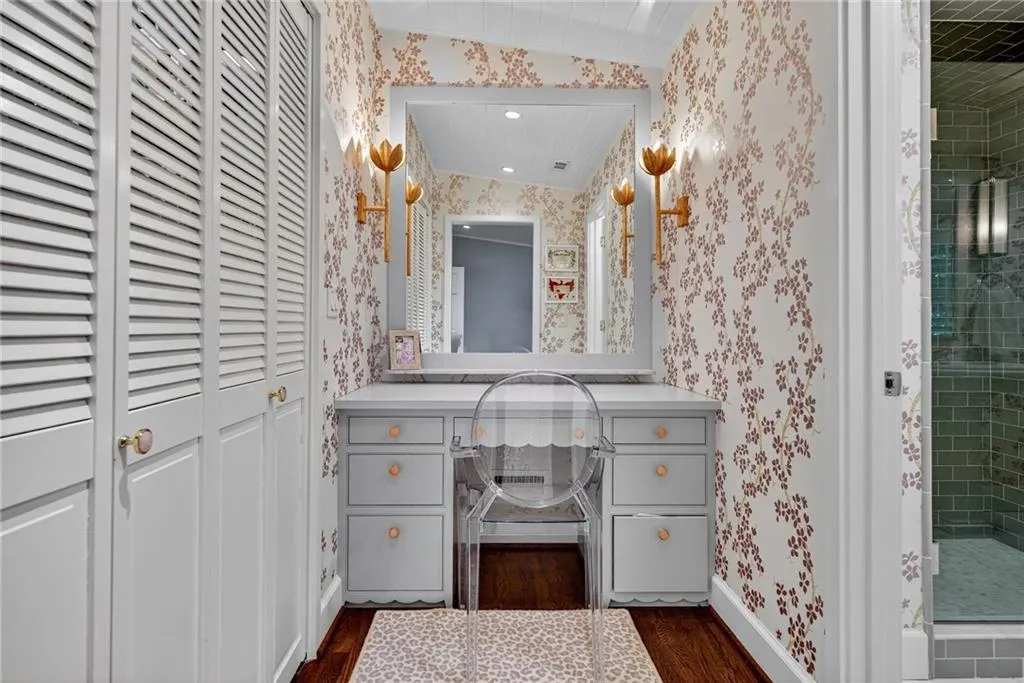 3673 Castlegate Drive Nw, Atlanta, Georgia 30327, 5 Bedrooms Bedrooms, ,5 BathroomsBathrooms,Residential,For Sale,3673 Castlegate Drive Nw,7639979