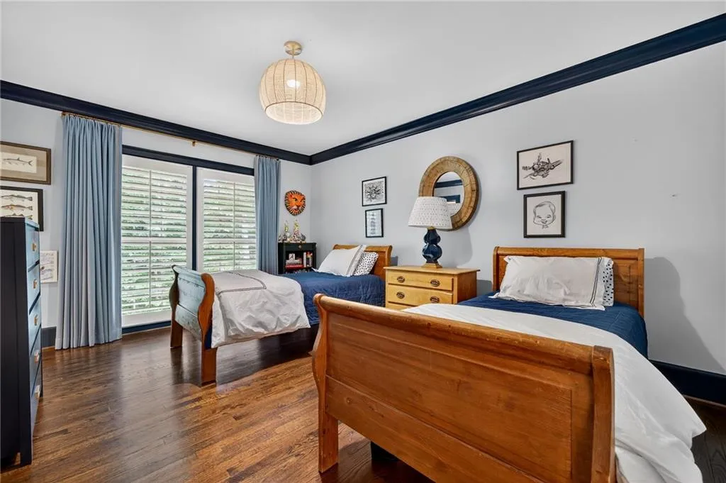 3673 Castlegate Drive Nw, Atlanta, Georgia 30327, 5 Bedrooms Bedrooms, ,5 BathroomsBathrooms,Residential,For Sale,3673 Castlegate Drive Nw,7639979