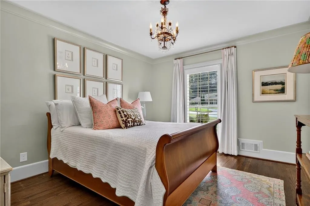 3673 Castlegate Drive Nw, Atlanta, Georgia 30327, 5 Bedrooms Bedrooms, ,5 BathroomsBathrooms,Residential,For Sale,3673 Castlegate Drive Nw,7639979