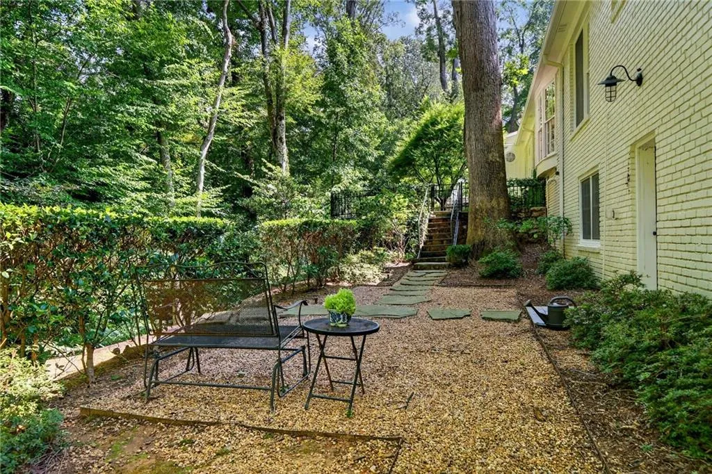 3673 Castlegate Drive Nw, Atlanta, Georgia 30327, 5 Bedrooms Bedrooms, ,5 BathroomsBathrooms,Residential,For Sale,3673 Castlegate Drive Nw,7639979